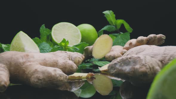 Fresh lime with ginger and mint