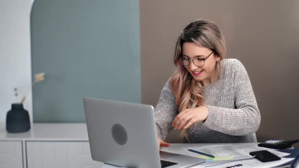 Cheerful Modern Female Student Chatting Surfing Internet Use Laptop