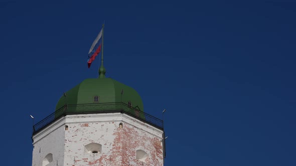 old fortress with the flag of Russia