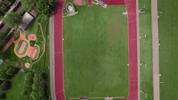 London City Aerial View from Parliament Hill running track Flying by around Belsize Park, Kentish To