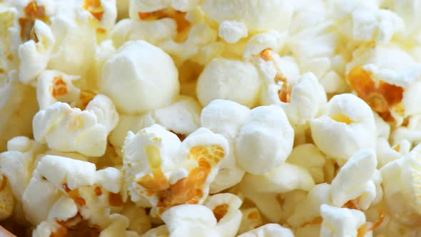 Popcorn with salt