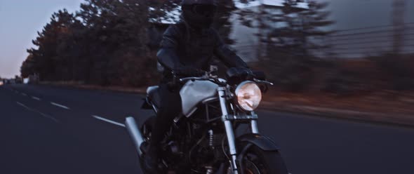 Motorbike driving in the Streets