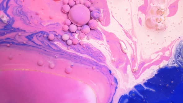 Fantastic Structure of Colorful Bubbles alt