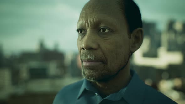 Old African American Man Outdoors During the Daytime alt