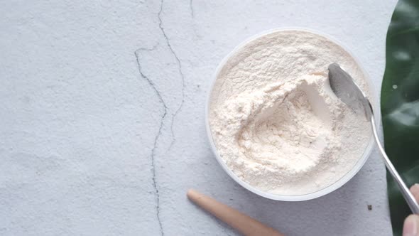 Crumbled Natural Powder Make Up with Pack on Table