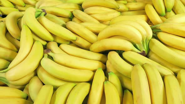 Lots Of Ripe Bananas Piled Up