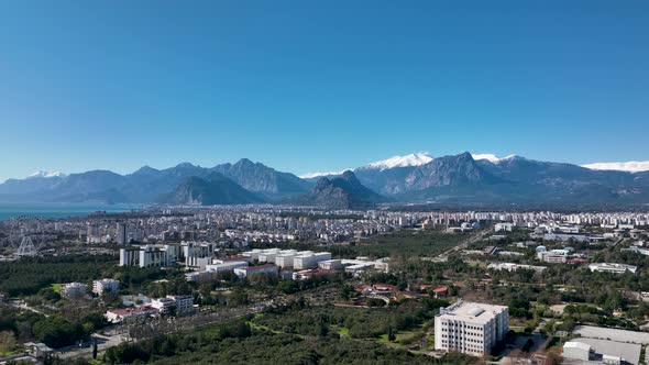 The City at The Foot of the Mountains Antalya Turkey Aerıal Vıew 4 K