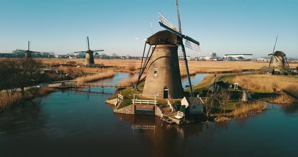 Kinderdijk Aerial 4K