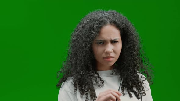 Green Screen Portrait Lady with Glasses on Face