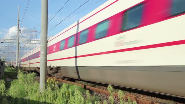 Infinite Loop Passenger Train