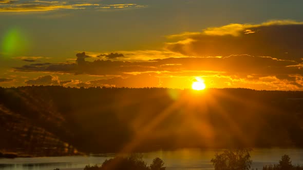 Sunset on the lake, time-lapse