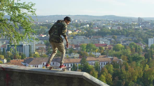 Skating at Cetatuia Park