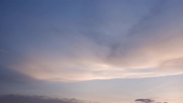 4K UHD : Timelapse of beautiful sky with clouds background