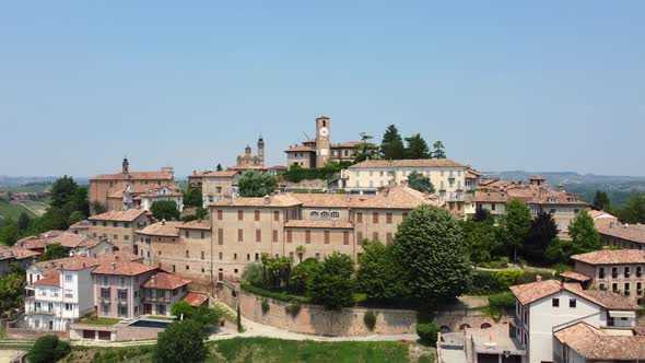 Neive Town in Langhe Monferrato, Piemonte