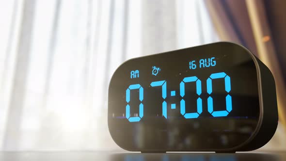 Clock Timer Ringing at 7 Am Early in the Morning and Digits of Alarm Flashing 4k