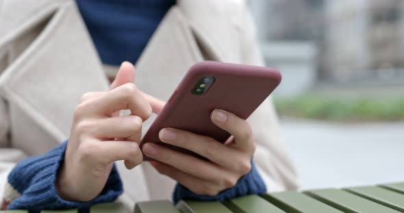 Woman use of mobile phone 