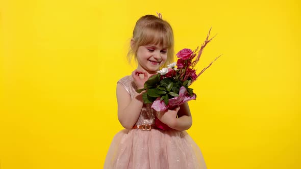 Little Child Girl Fashion Makeup Standing Bouquet Flowers Isolated Yellow Background