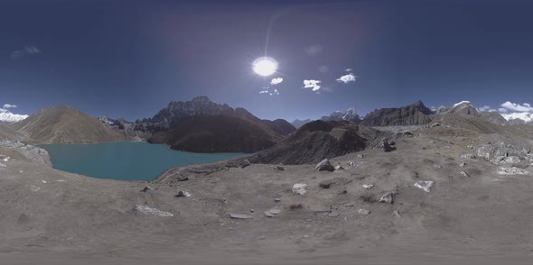 VR Timelapse Gokyo Ri Mountain Lake at the Winter Season