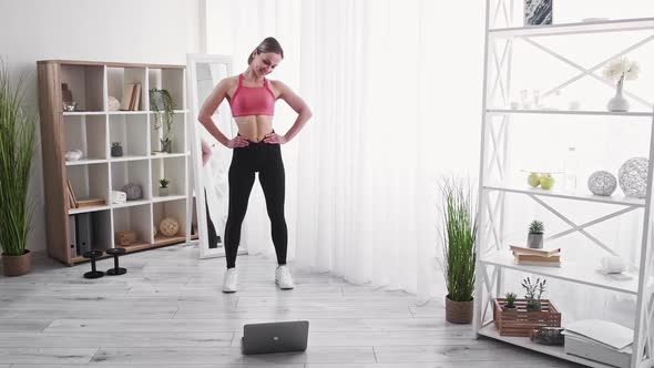 Fitness Blogger Sport Channel Fit Woman Laptop