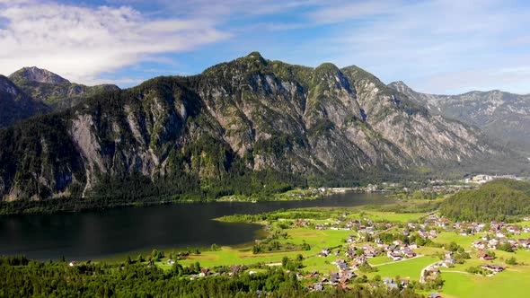 Drone Video of the Hallstättersee in Upper Austria