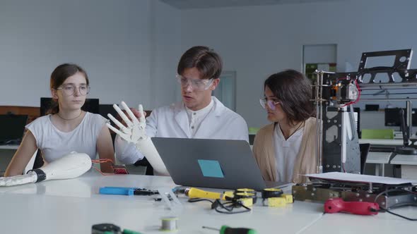 Teacher Explains the Work of 3D Printed Hands