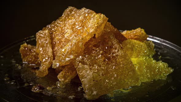 Honeycombs Rotate on a Glass Dish