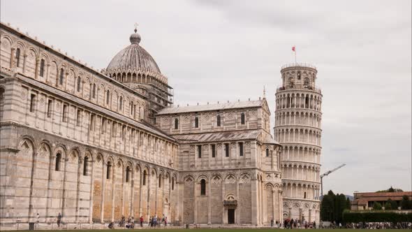 day time lapse of the duomo and famous leaning tower, pisa