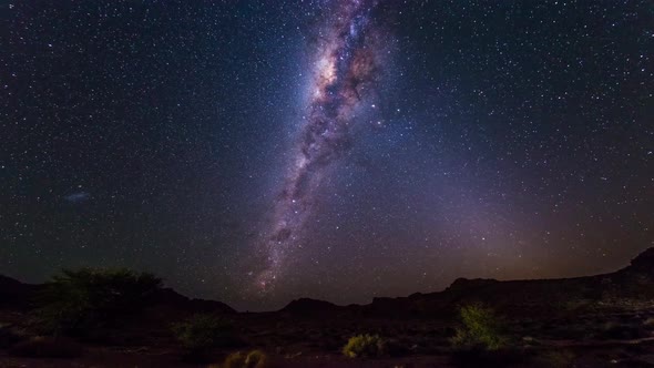 Time Lapse: rotation of the Milky Way and stars in the Namib desert, night sky in africa