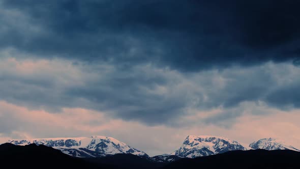 Cloudy Mountains 