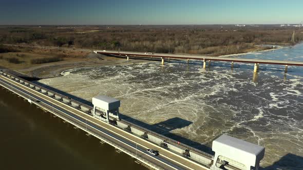 Rapid water electromagnetic Kentucky Dam 4k
