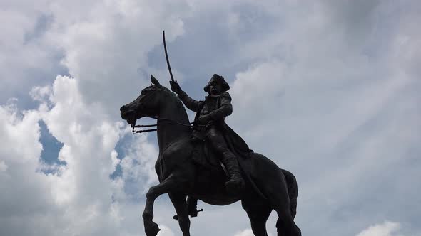 Revolutionary War Soldier Statue Timelapse