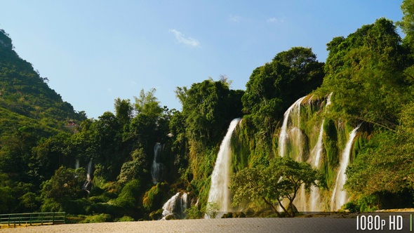 Ban Gioc Waterfall in Cao Bang, Vietnam