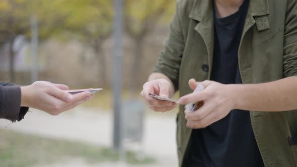 Professional Street Magician Performs Impressive Sleight of Hand Card Trick