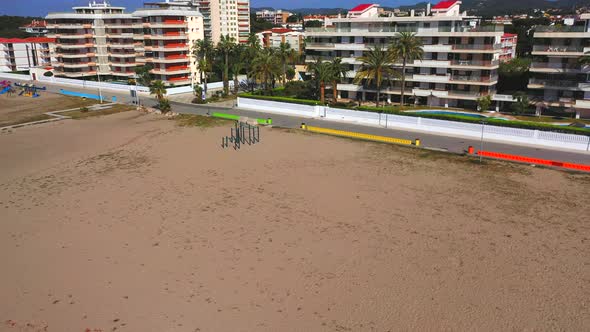 051_3_ojra.uas_Beach_LateralTravelingView_SunnyDay_4k. Lateral traveling of the beach from the sea t