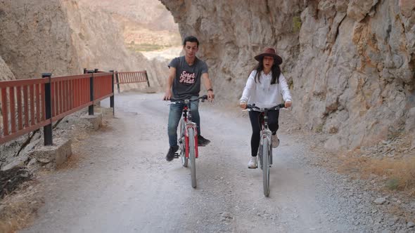 Couple Cycling in Nature