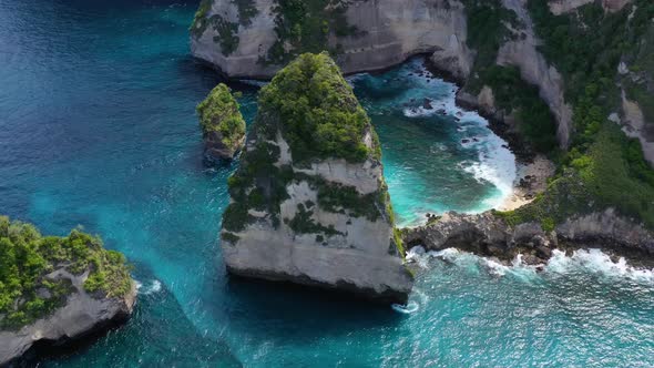 Kelingking beach, Nusa Penida, Bali, Indonesia