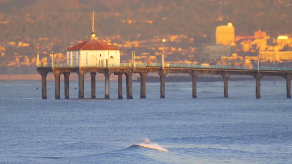 The Manhattan Beach Pier at sunrise.