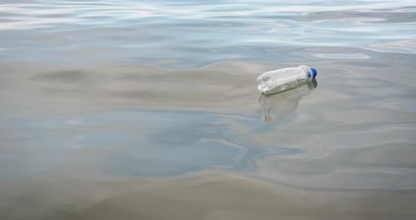 Danger From Plastic in Ocean