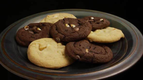 Cinematic, Rotating Shot of Cookies on a Plate - COOKIES