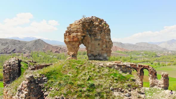 Rising View Bana Cathedral Ruins, Turkey