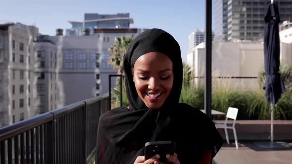 African American business woman in downtown Los Angeles