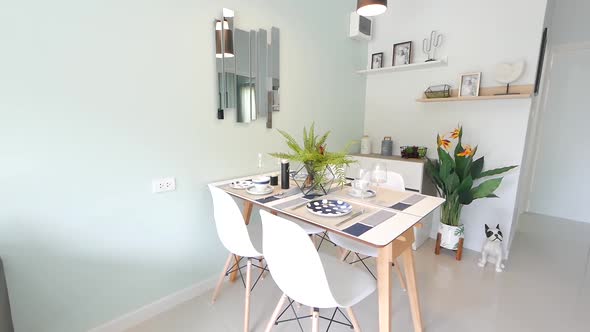 Small Cute and  Stylish Dining Area Decoration