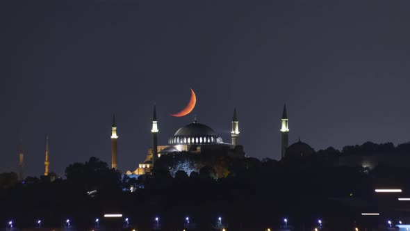 moonset timelapse of Hagia Sophia Church in Istanbul, Turkey