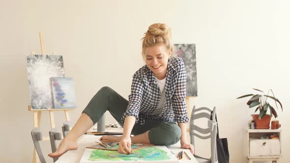 Positive Girl Working Spatula While Painting