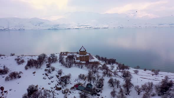 aghtamar island van lake