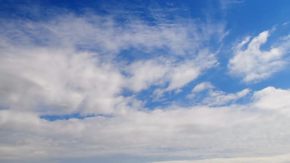 Two layers of clouds in the sky