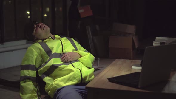 Sleeping Guard in the Workplace and a Robber