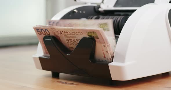 Counting Chinese banknote on machine