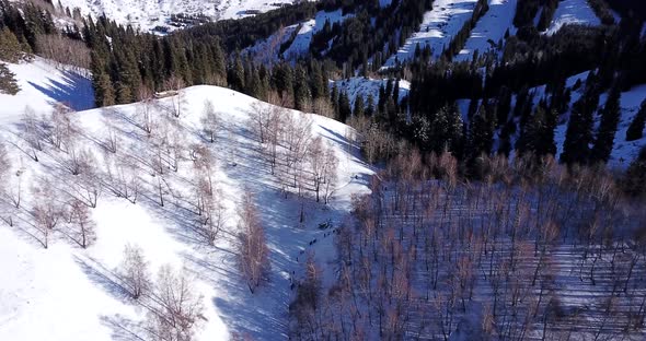 Active Recreation of People in the Mountains