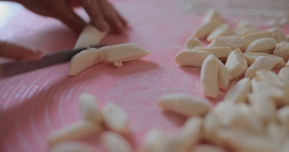 Cutting the Dough for Lazy Dumplings